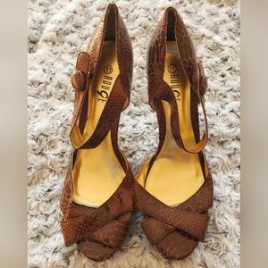 Brown Snake skin Rouge Heels size 11
